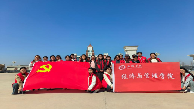 合影1.png