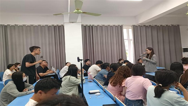 考研经验分享会4.png